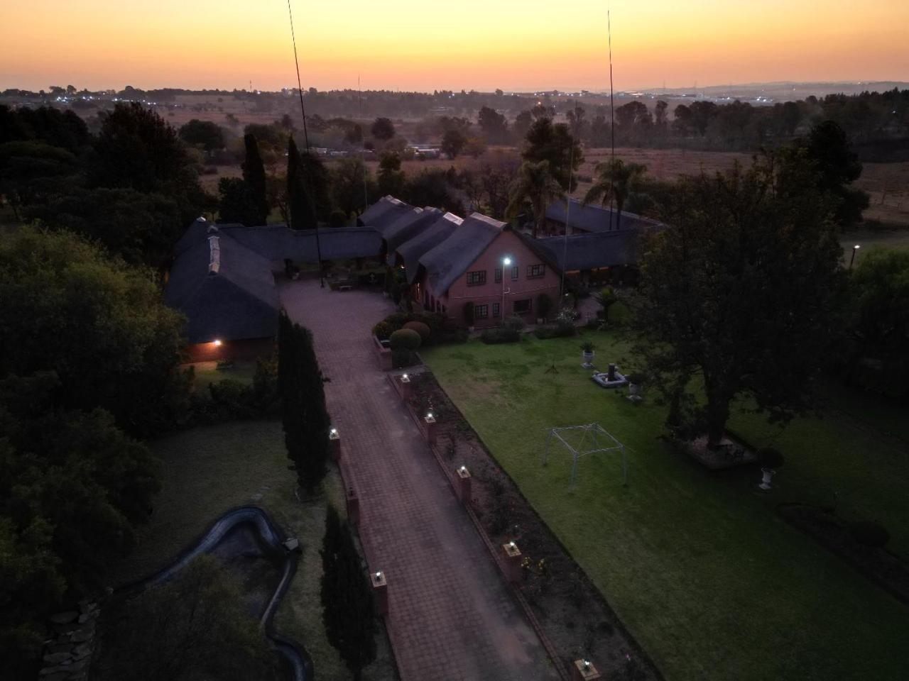 Owls Loft Guest House Midrand Zewnętrze zdjęcie